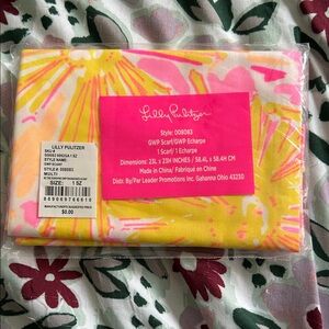 NWT Lilly Pulitzer Vibrant Pink and Yellow Scarf